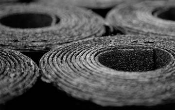 Down bitumen roof disadvantages